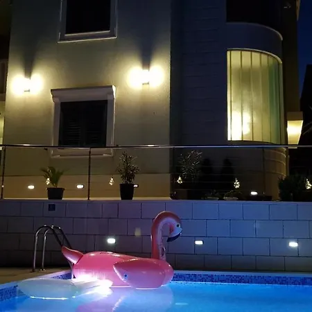 Pia Apartamento Milna (Brac)