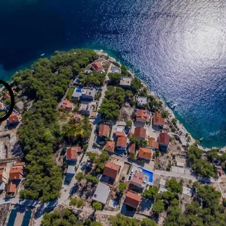 Pia Apartamento Milna (Brac)