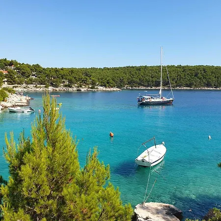 Pia Apartment Milna (Brac)