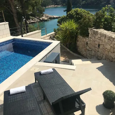 Pia Milna (Brac)